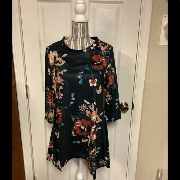 Mirol Dresses & Skirts - Mirol Women’s Dress Size M NWT
